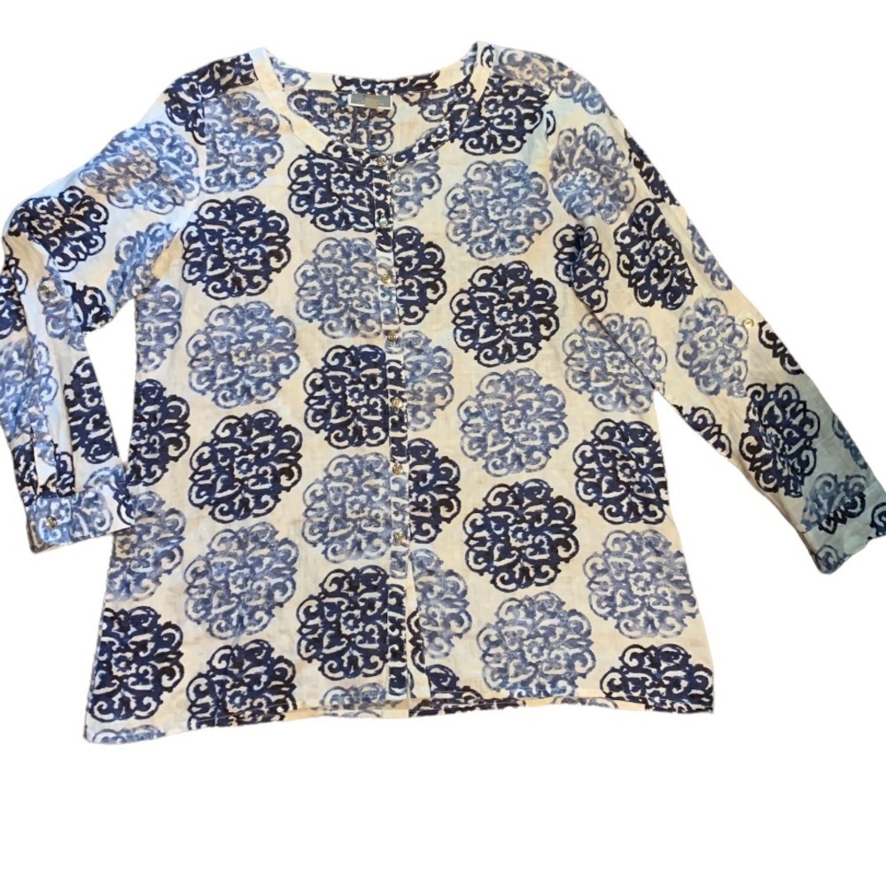 JM Collection Women's Size 12 Top Blue & White Paisley Button Down